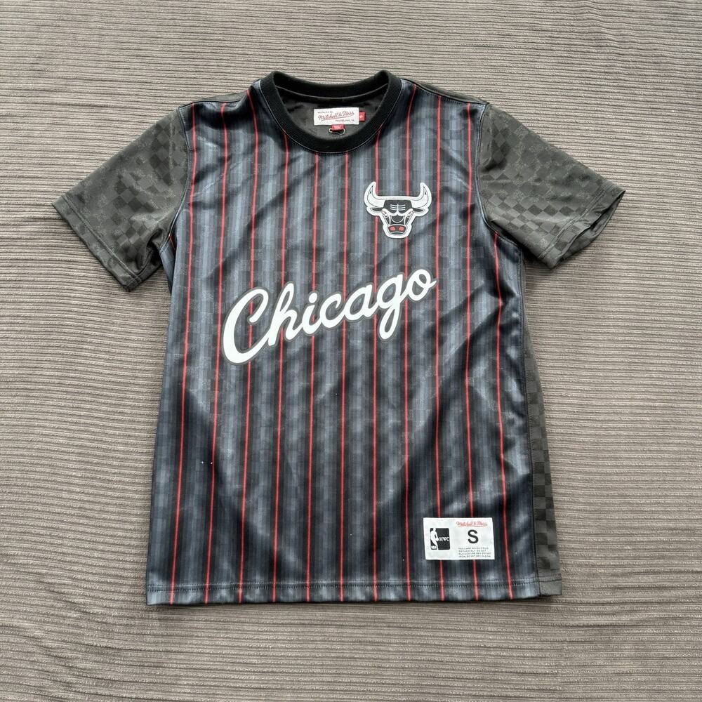 Mitchell & Ness Chicago Bulls Top Men Small Black Polyester Sublimated.